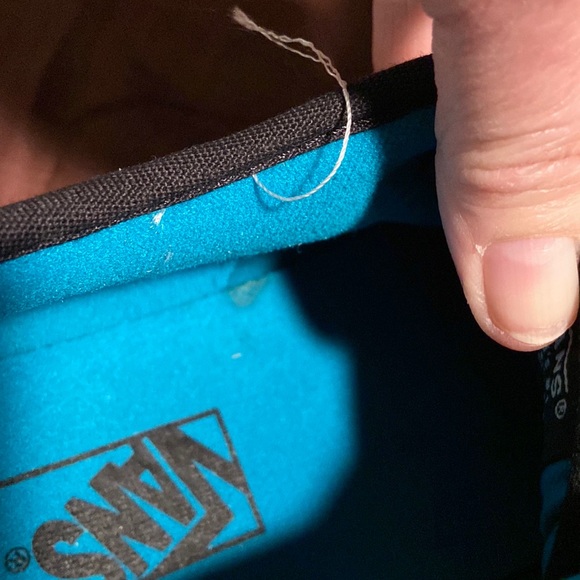 Women’s Vans Brand Laced Tennis Shoes.  NWT! - Picture 4 of 16